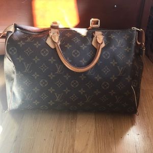 Vintage Louis Vuitton Speedy 30